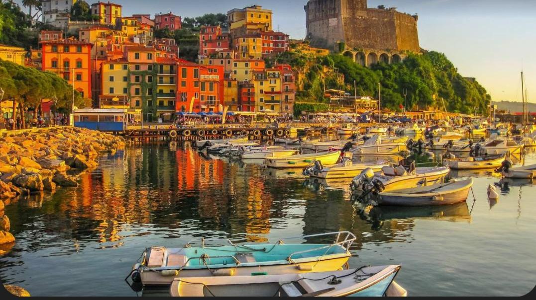 Dal Capitano Apartment La Spezia Bagian luar foto